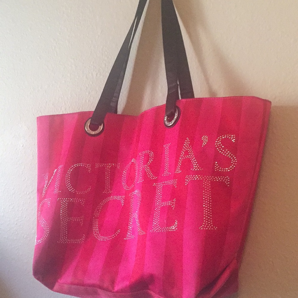 VS tote